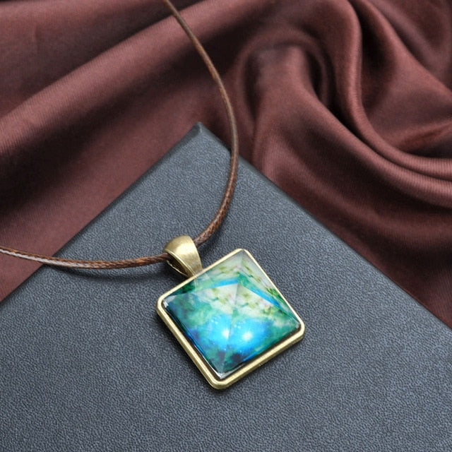 Mystery from within - Pyramid Pendant Geometric Necklace