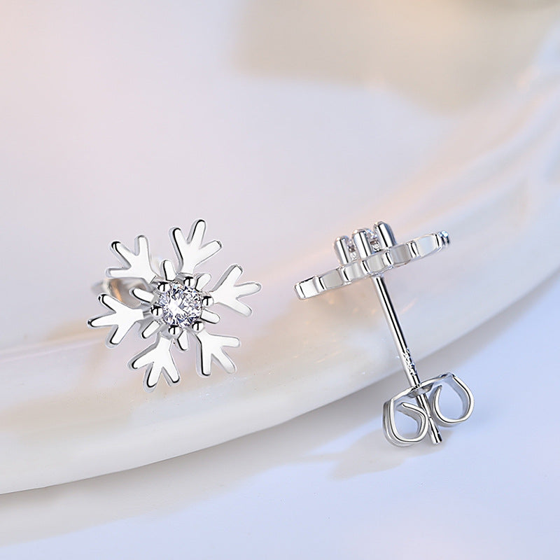 Stylish Silver Plated Snowflake Earrings