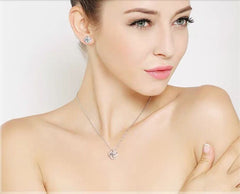 Clover Flower Necklaces
