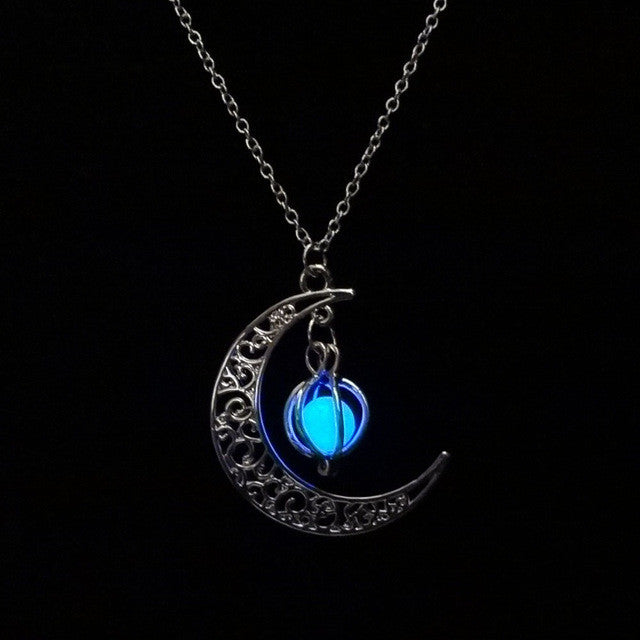 Glow in the dark - Hollow Moon Pendant Necklace