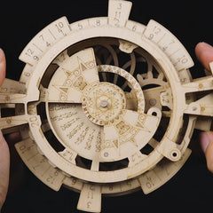 Live in The Moment - DIY Perpetual Calendar