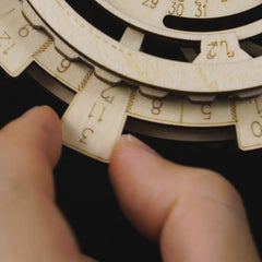 Live in The Moment - DIY Perpetual Calendar